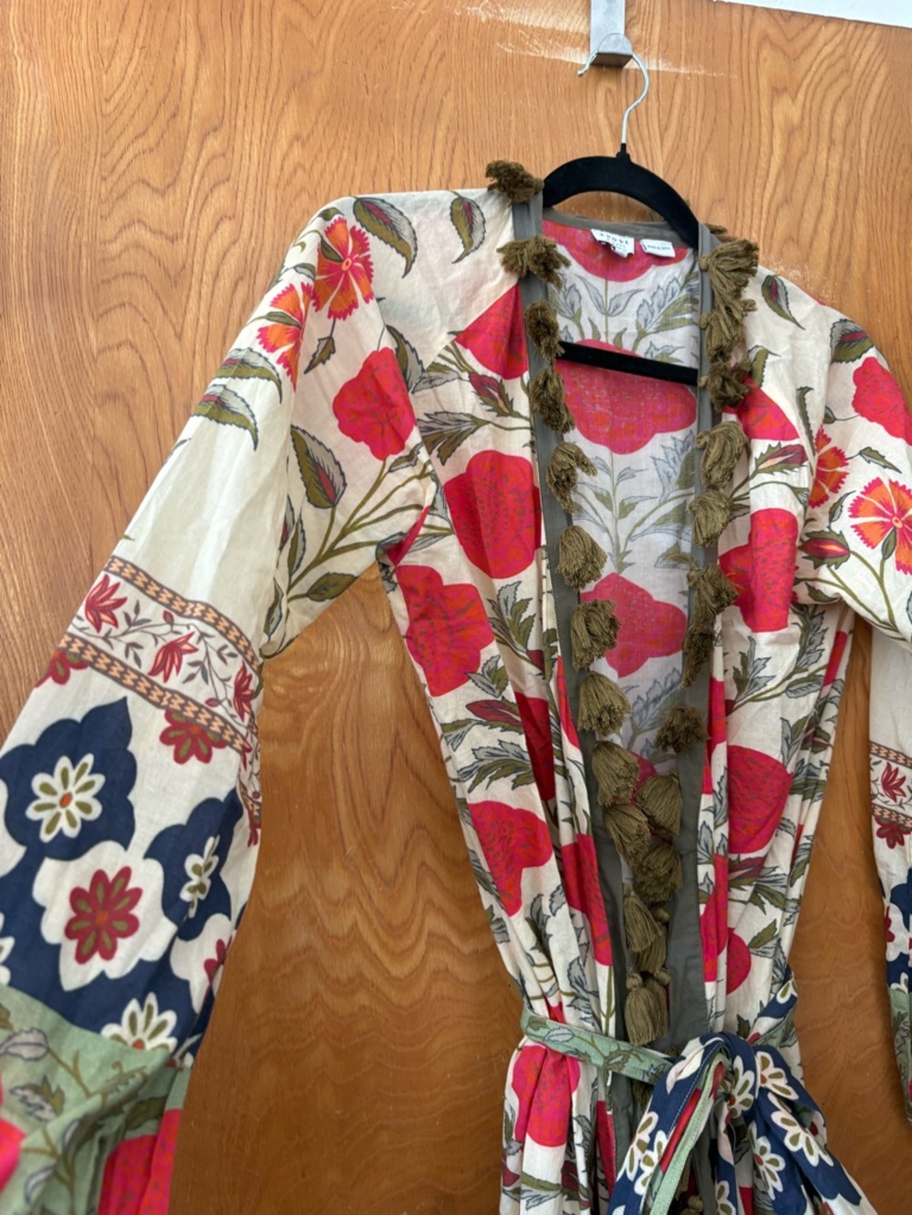 Rhode Resort Boho Floral Tassel Duster in Cream and Red M - Picture 5 of 11